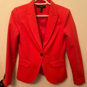 Excellent conditions, only worn a few times.